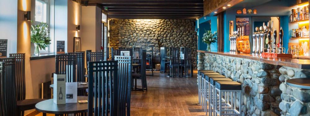 Pierhead Tavern